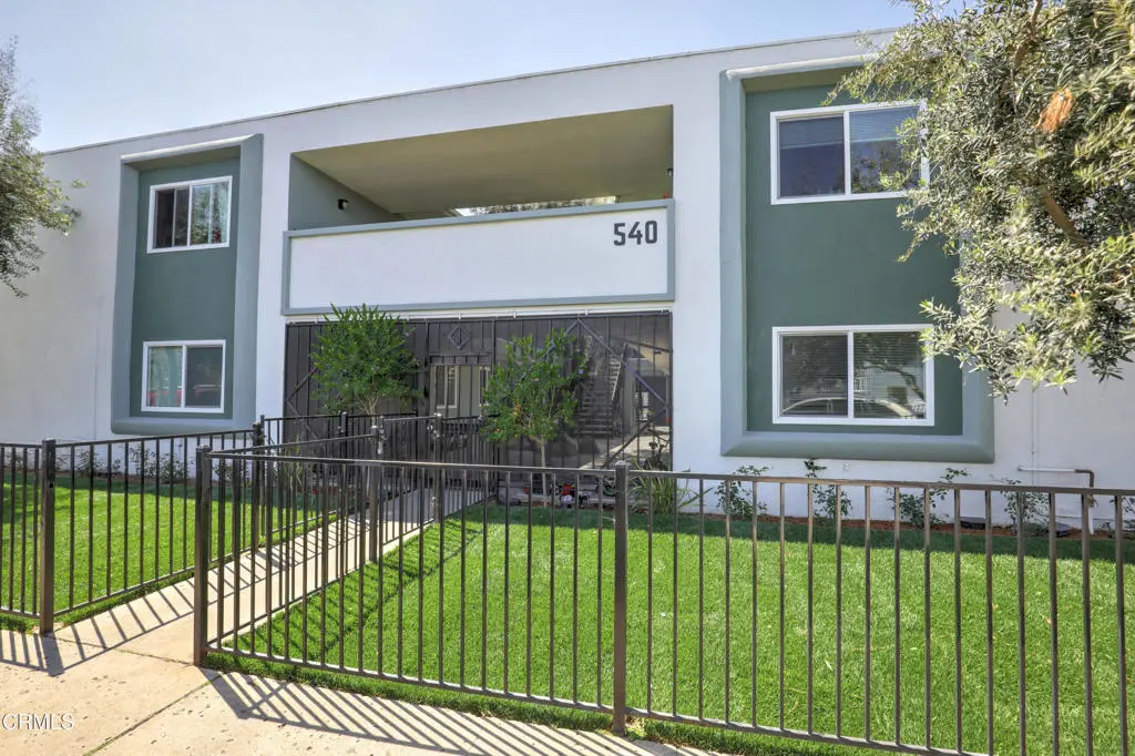 Residential Income for sale at 540 Cuesta Del Mar Drive, Oxnard, CA