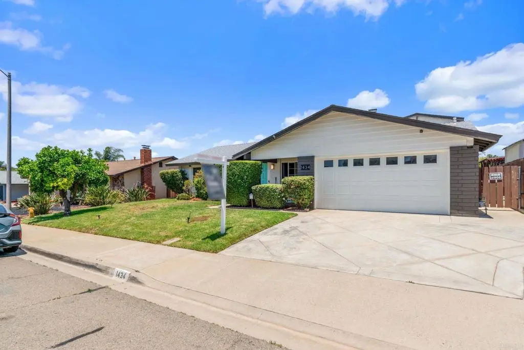 1434 Cottonwood Court, San Marcos, CA — listing photo 1