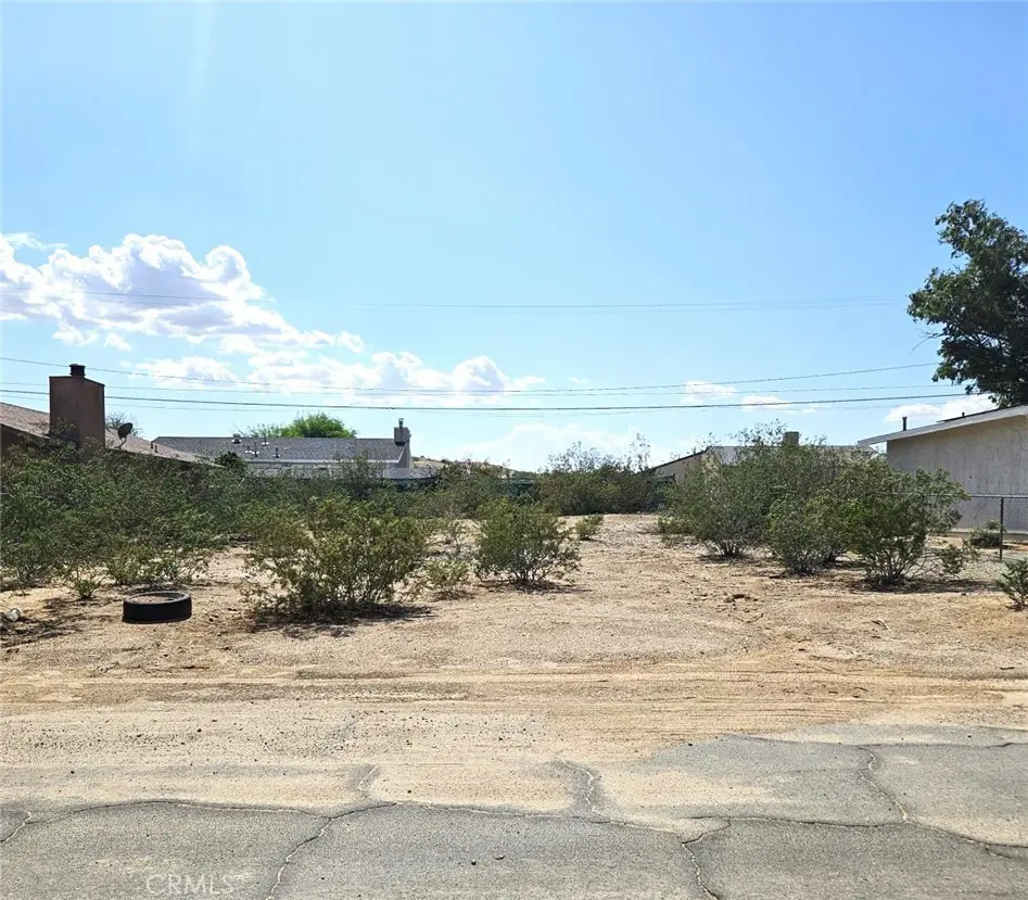 6350 Mojave Avenue, 29 Palms, CA — listing photo 1