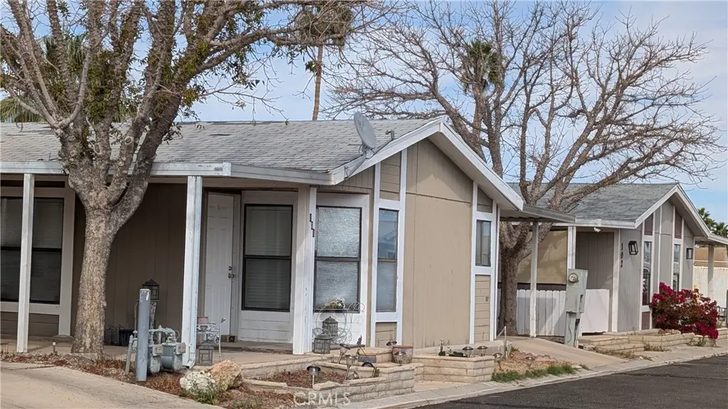 3589 Wells Road 101, Blythe, CA — listing photo 1