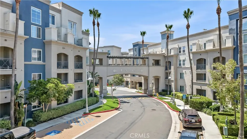 Condominium for rent at 1329 Scholarship, Irvine, CA featuring 2 beds and 2 baths
