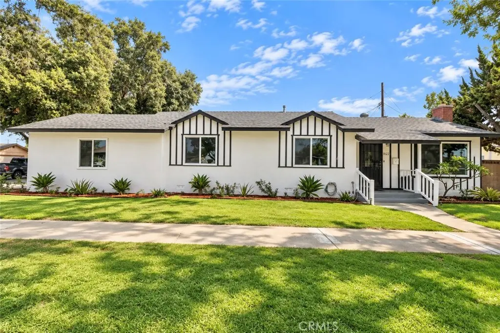 Single Family Residence for sale at 1922 Meriday, Santa Ana, CA featuring 3 beds and 2 baths