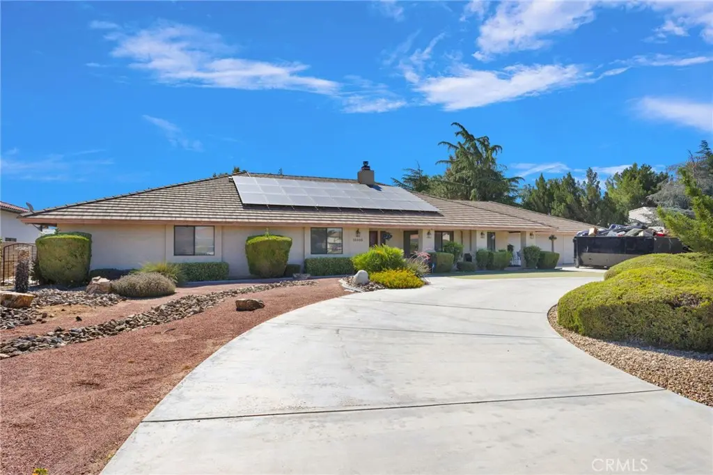 13355 Waco, Apple Valley, CA — listing photo 1