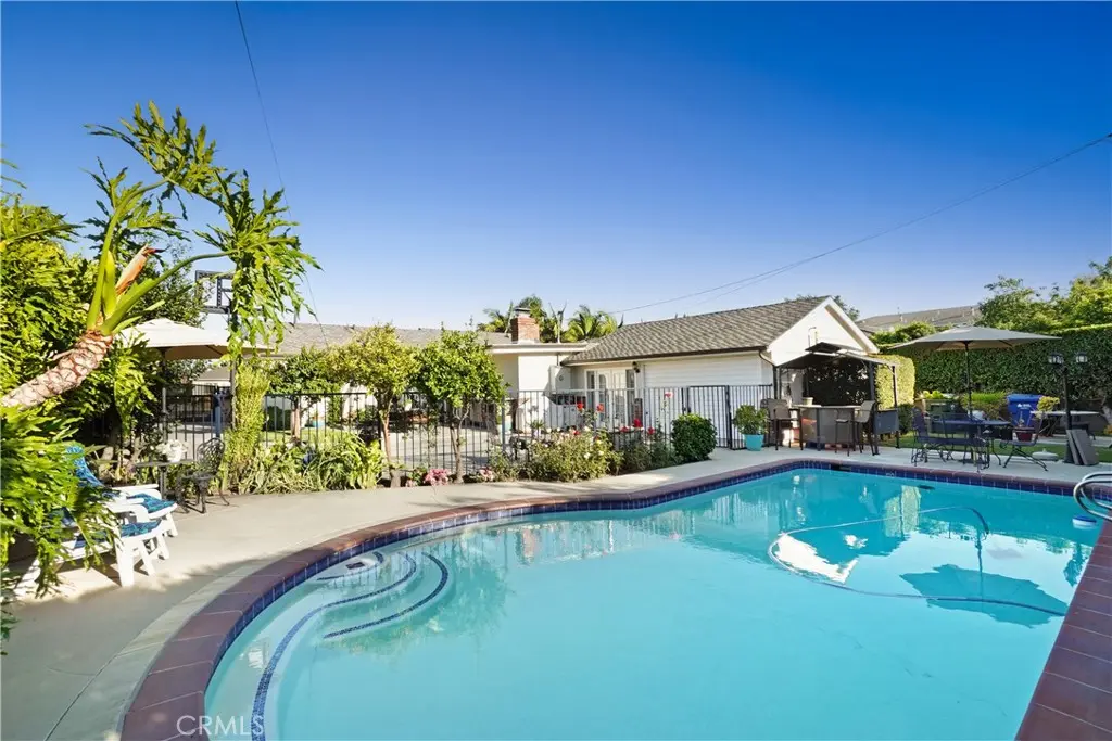 10011 Wiley Burke, Downey, CA — listing photo 1