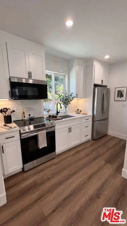 2437 Centinela Avenue apt 10, Santa Monica, CA — listing photo 1