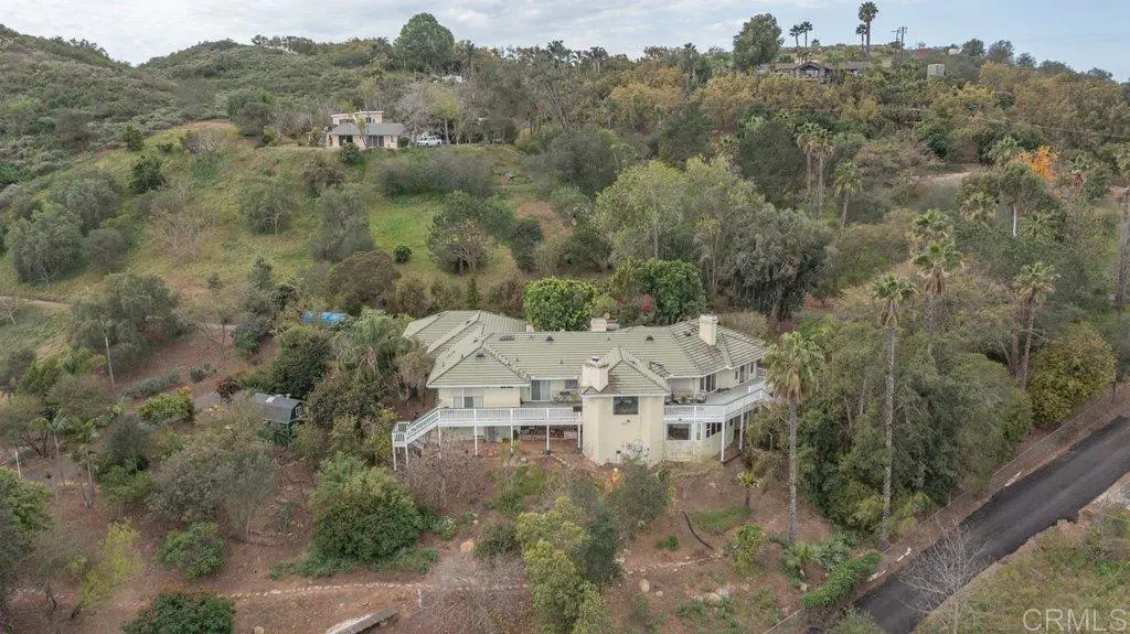4327 Hollyhill Road, Vista, CA — listing photo 1
