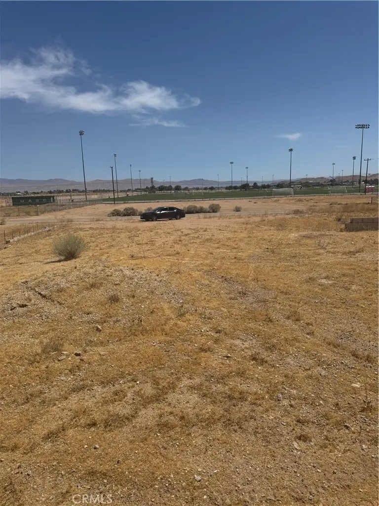 0 Tepee Rd, Apple Valley, CA — listing photo 1