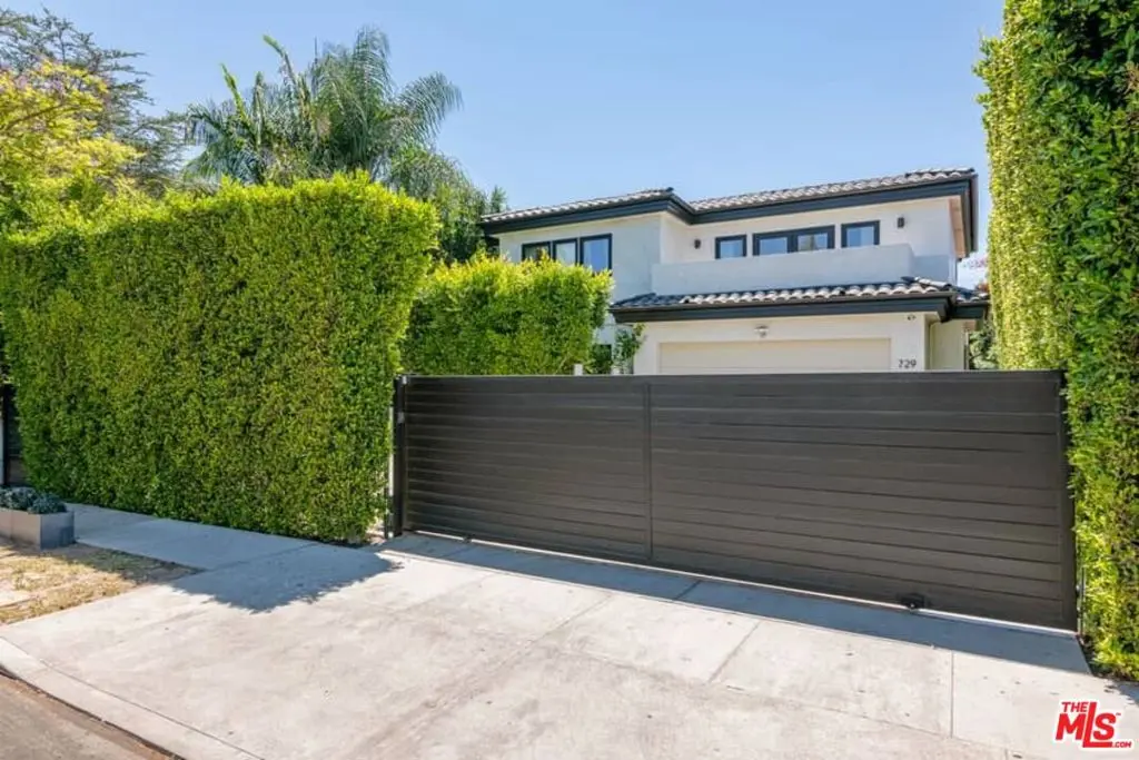 Residential Lease for rent at 729 N Ogden Drive, Los Angeles, Los Angeles County, CA featuring 5 beds and 6 baths