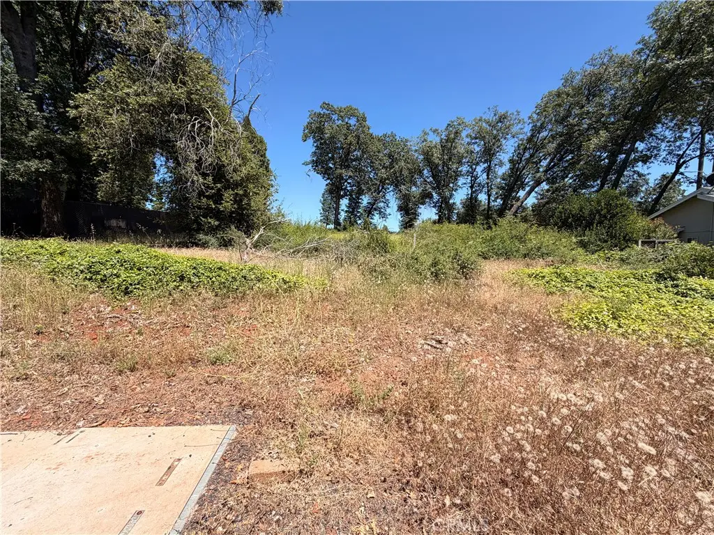 13480 Athens, Magalia, CA — listing photo 1