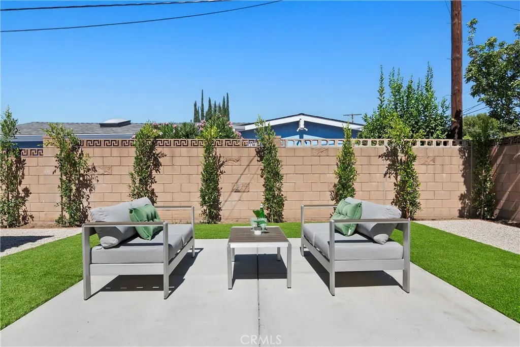 7333 Mclaren, West Hills, CA — listing photo 1
