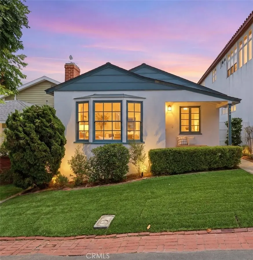 Single Family Residence for sale at 536 24th Street, Manhattan Beach, CA featuring 2 beds and 1 bath