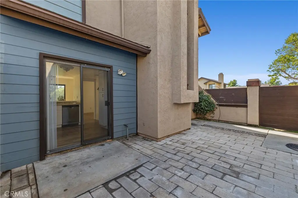 Condominium for sale at 140 E El Norte 59, Escondido, CA featuring 2 beds and 3 baths