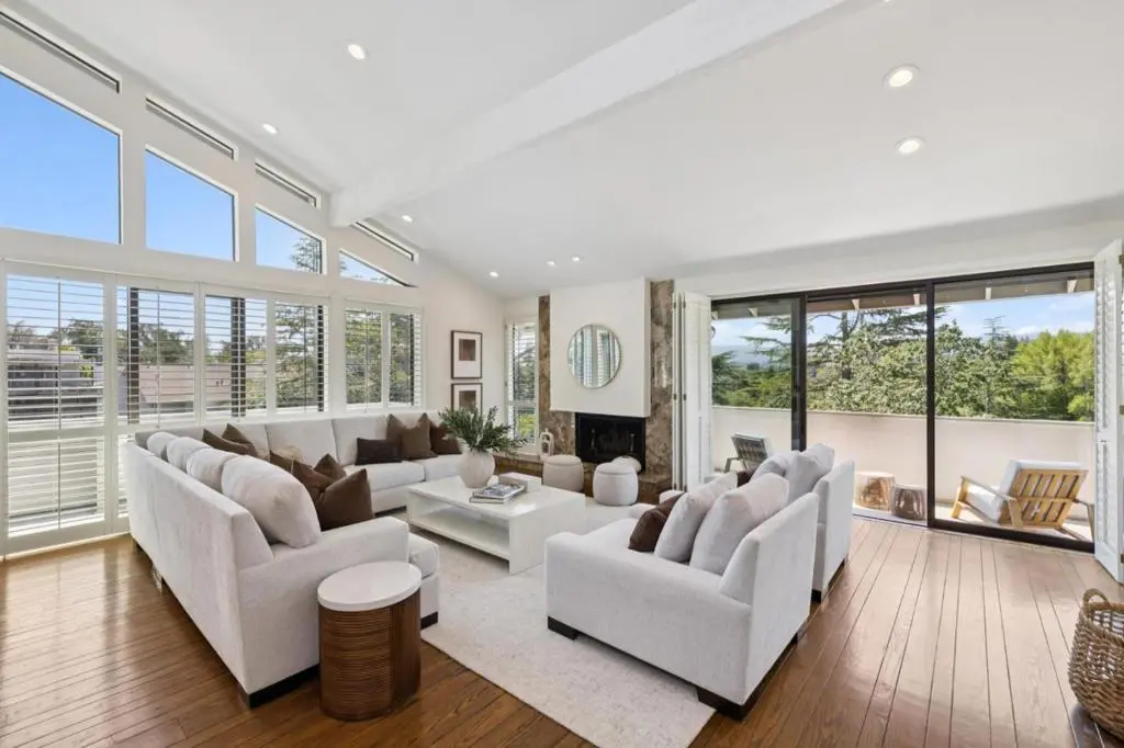 28 Mansion Court 727, Menlo Park, CA — listing photo 1
