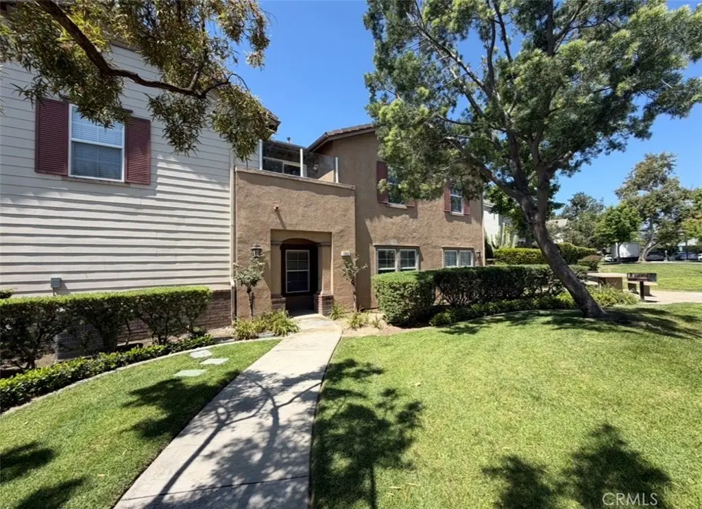 7331 Shelby Pl #102, Rancho Cucamonga, CA — listing photo 1