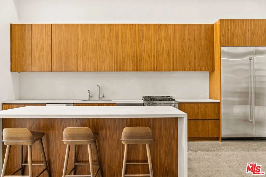 4115 Glencoe Avenue 107, Marina Del Rey, CA — listing photo 1
