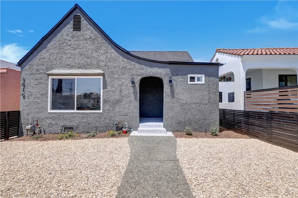 Single Family Residence for sale at 3515 S Norton, Los Angeles, CA featuring 2 beds and 3 baths