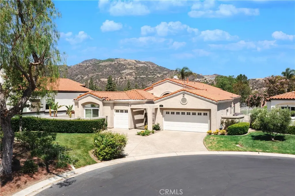 Single Family Residence for sale at 23050 Donnoch Court, Murrieta, CA featuring 3 beds and 3 baths