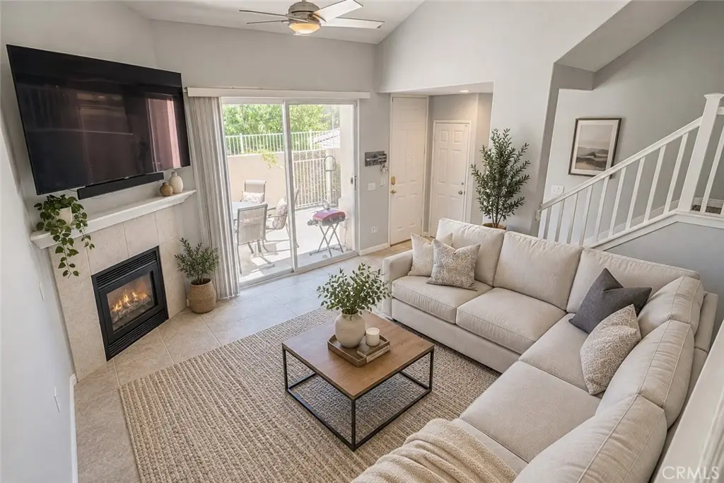 25708 Holiday Circle B, Stevenson Ranch, CA — listing photo 1