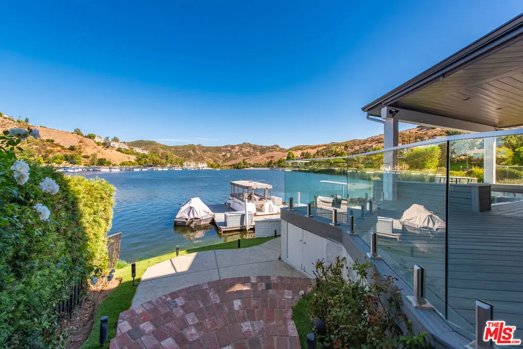 3704 Capstan Circle, Westlake Village, CA — listing photo 1