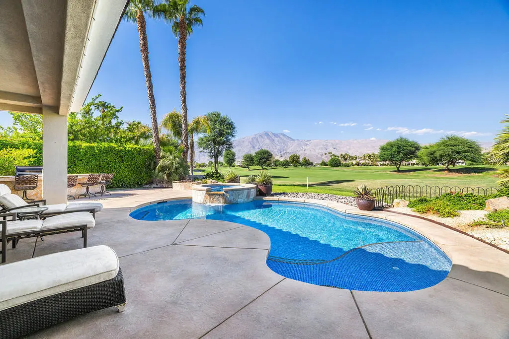Residential Lease for rent at 56825 Mountain, La Quinta, Riverside County, CA featuring 3 beds and 4 baths