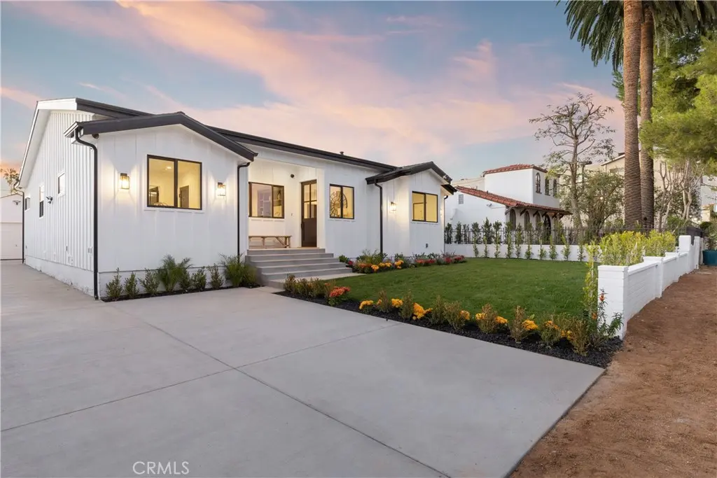 5537 Sunnyslope Avenue, Sherman Oaks, CA — listing photo 1