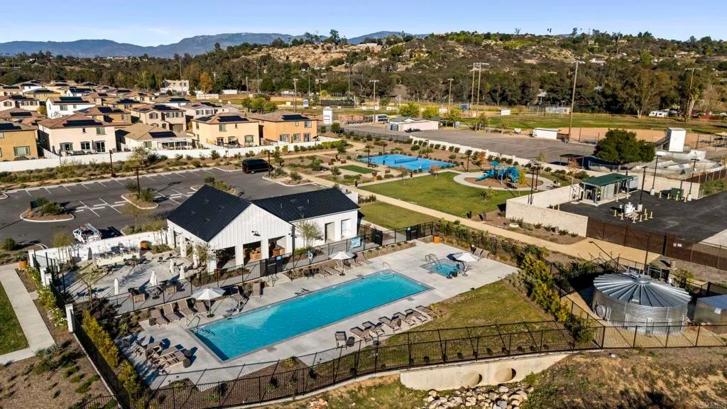28020 Harvest Court, Valley Center, CA — listing photo 1