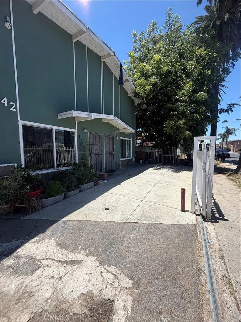 14642 Calvert, Van Nuys, CA — listing photo 1