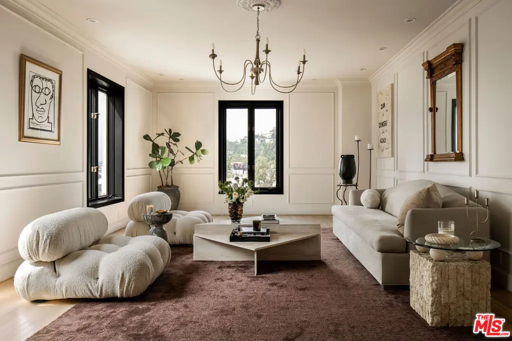 Residential Lease for rent at 1424 N Crescent Heights Boulevard 60, West Hollywood, Los Angeles County, CA featuring 2 beds and 2 baths