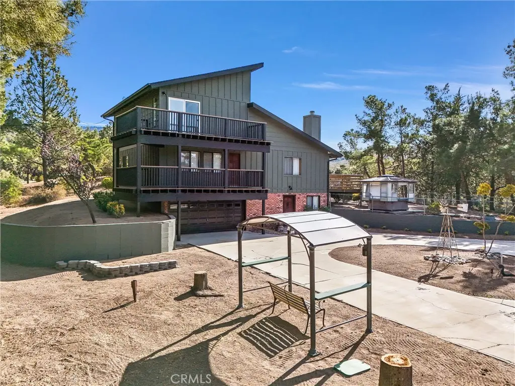 Single Family Residence for sale at 48085 Twin Pines Road, Banning, CA featuring 3 beds and 3 baths