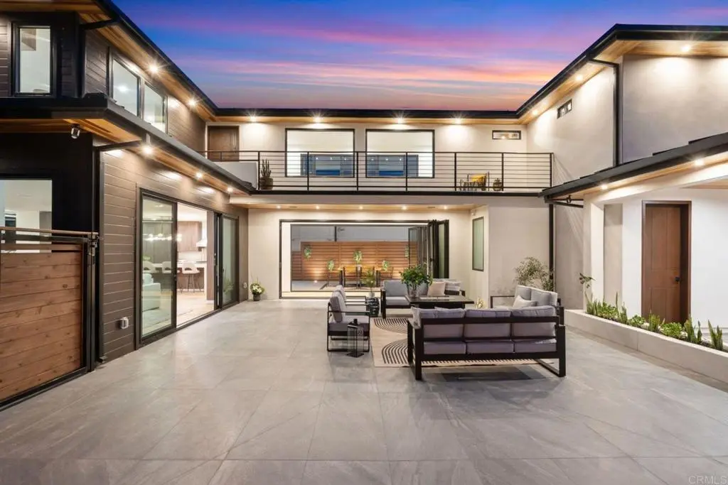 Single Family Residence for rent at 5610 Bellevue Avenue, La Jolla, CA featuring 4 beds and 4 baths