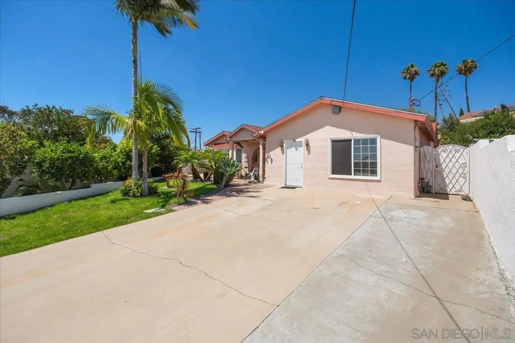 Single Family Residence for sale at 637 Tiffany, Chula Vista, CA featuring 4 beds and 3 baths