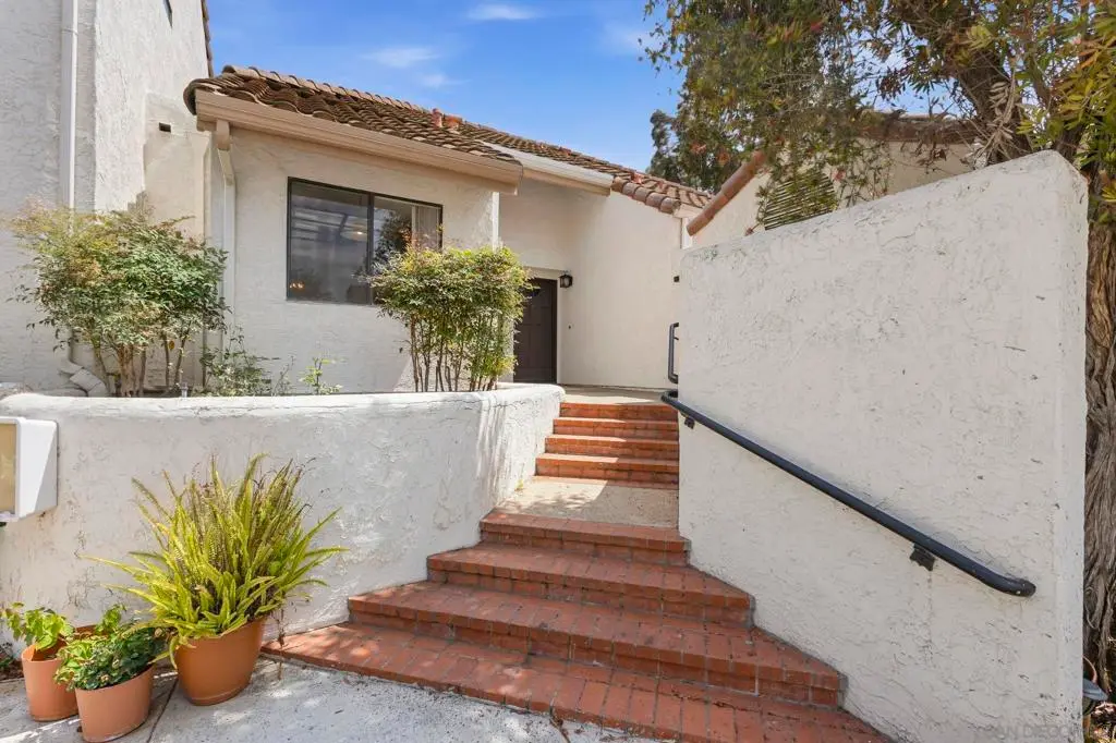4576 Villas Drive, Bonita, CA — listing photo 1
