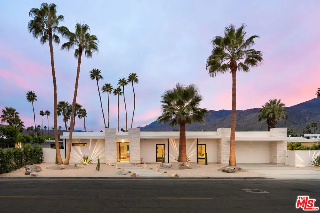 Residential Lease for rent at 483 E Santiago Way, Palm Springs, Riverside County, CA featuring 4 beds and 4 baths