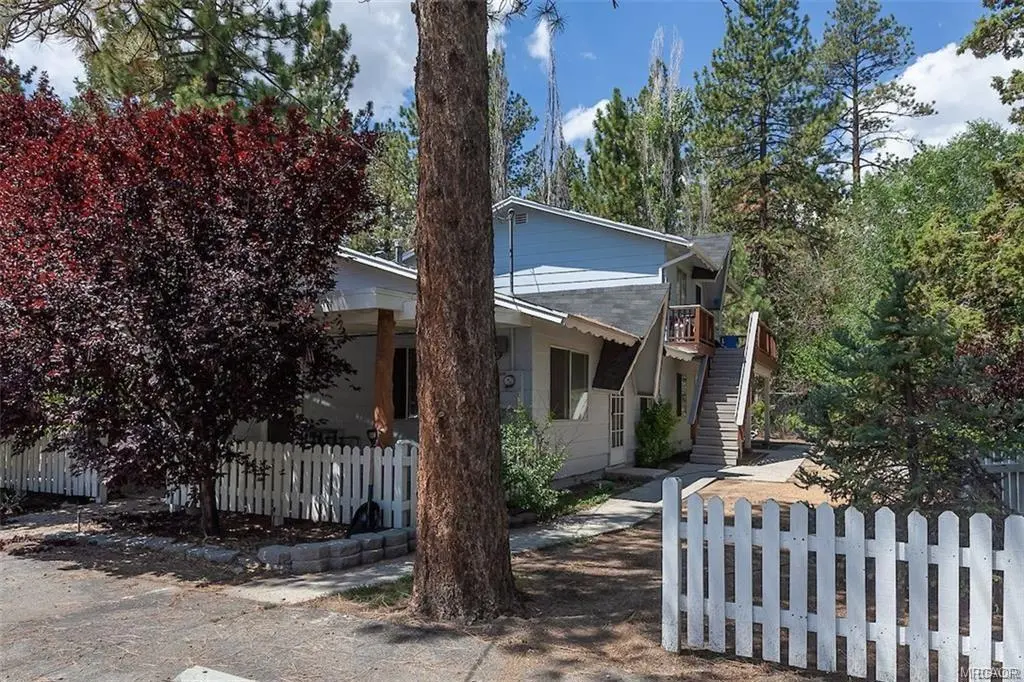 1017 Greenway Drive, Big Bear, CA — listing photo 1