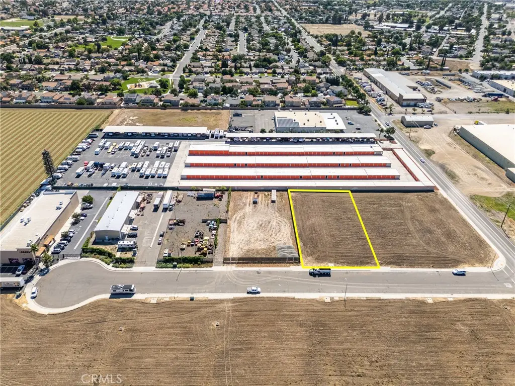 216 Commerce, Los Banos, CA — listing photo 1