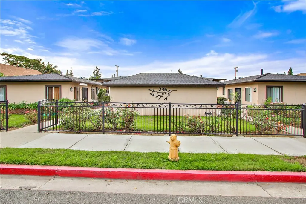 Residential Lease for rent at 236 E Olive Avenue K, Monrovia, Los Angeles County, CA featuring 1 bed and 1 bath