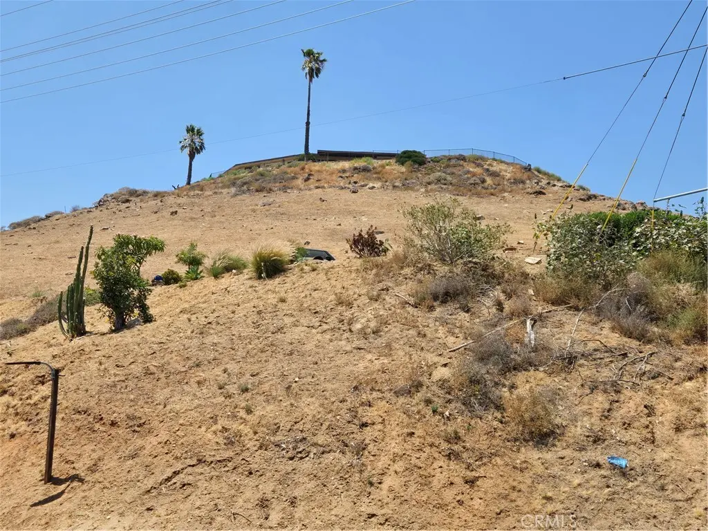 5623 Golden West Ave, Jurupa Valley, CA — listing photo 1