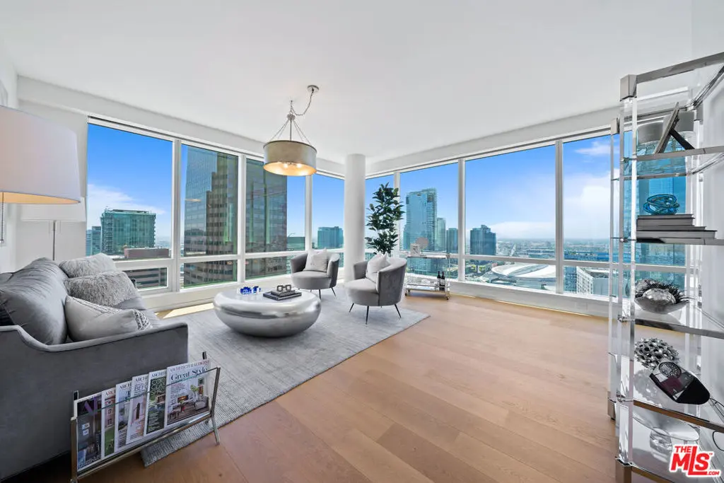 Condominium for sale at 877 Francisco Street 2309, Los Angeles, CA featuring 2 beds and 3 baths
