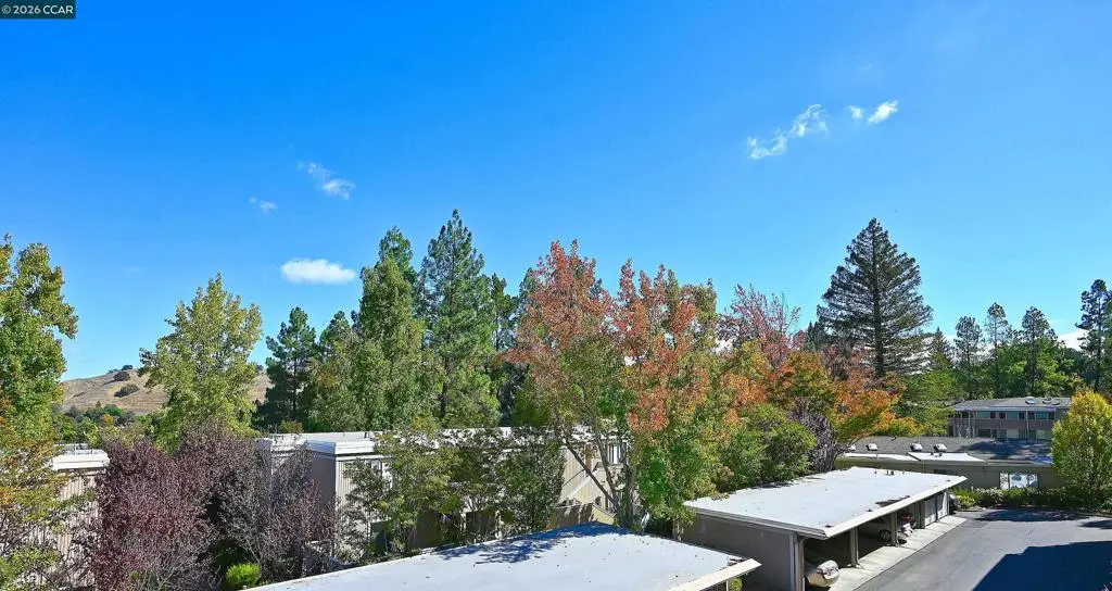 Condominium for sale at 1361 Singingwood Ct 7, Walnut Creek, CA featuring 2 beds and 2 baths
