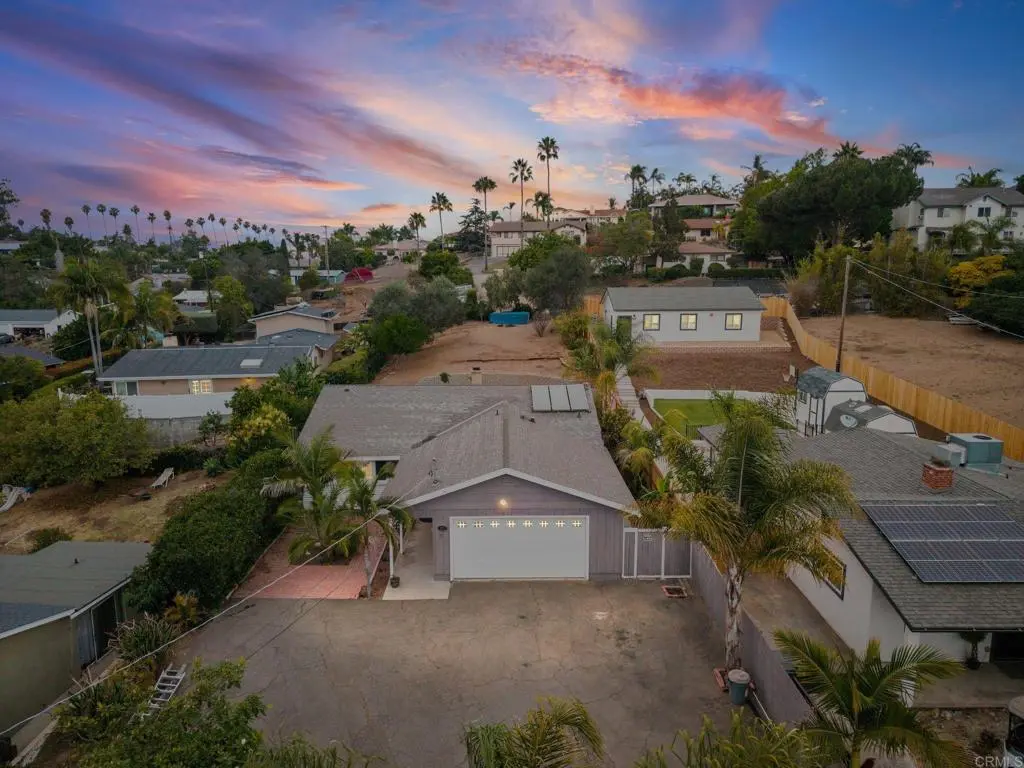267 Hannalei Dr, Vista, CA — listing photo 1