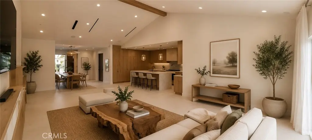 5061 Woodley, Encino, CA — listing photo 1