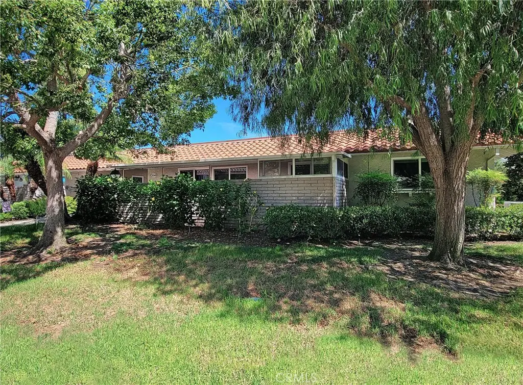 5349 Algarrobo P, Laguna Woods, CA — listing photo 1