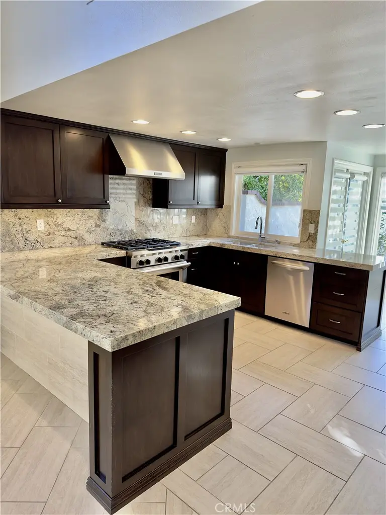 43 Beachcomber Drive, Corona Del Mar, CA — listing photo 1