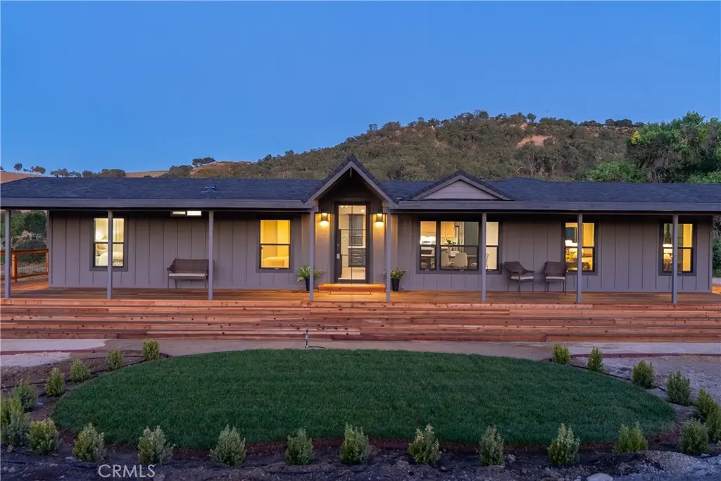 4475 Interlake, Bradley, CA — listing photo 1