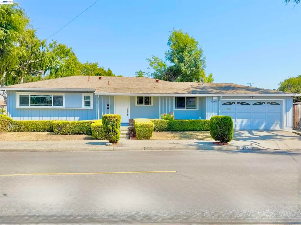 Single Family Residence for sale at 293 Fairway St, Hayward, CA featuring 3 beds and 2 baths
