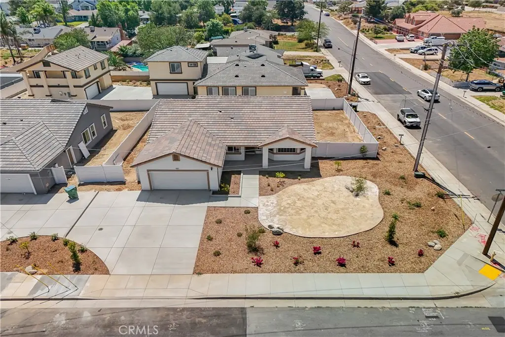 595 E 12th Street, Beaumont, CA — listing photo 1