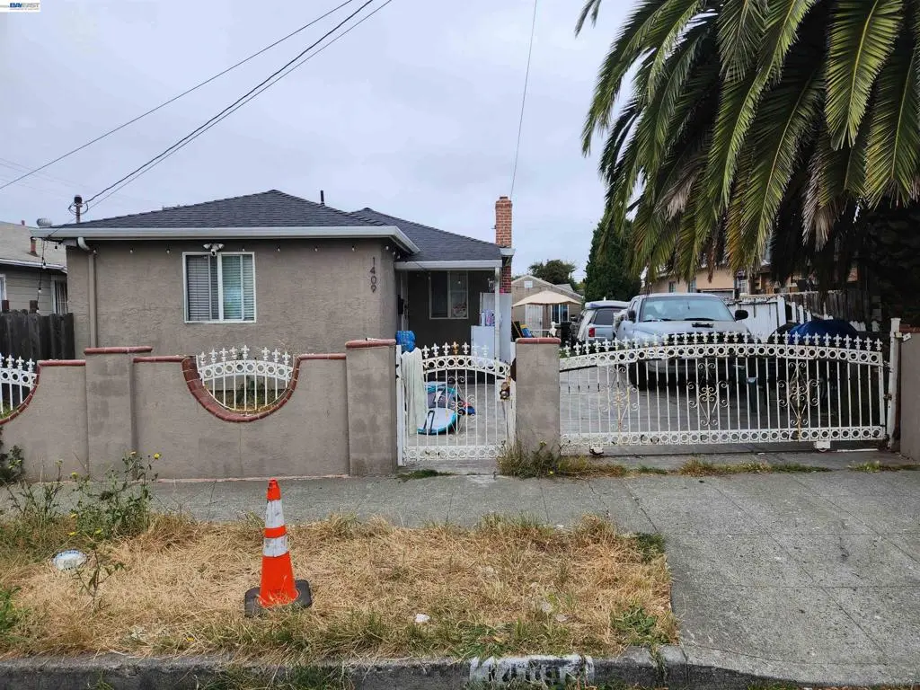 Single Family Residence for sale at 1409 Pennsylvania, Richmond, CA featuring 4 beds and 2 baths