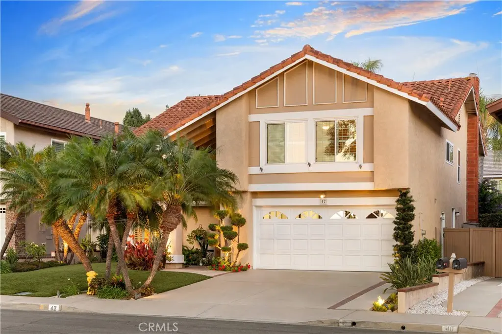 42 Christamon West, Irvine, CA — listing photo 1