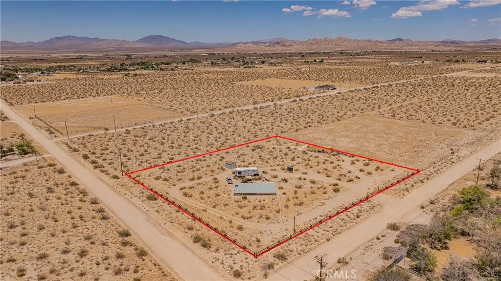 35330 Foothill Rd, Lucerne Valley, CA — listing photo 1