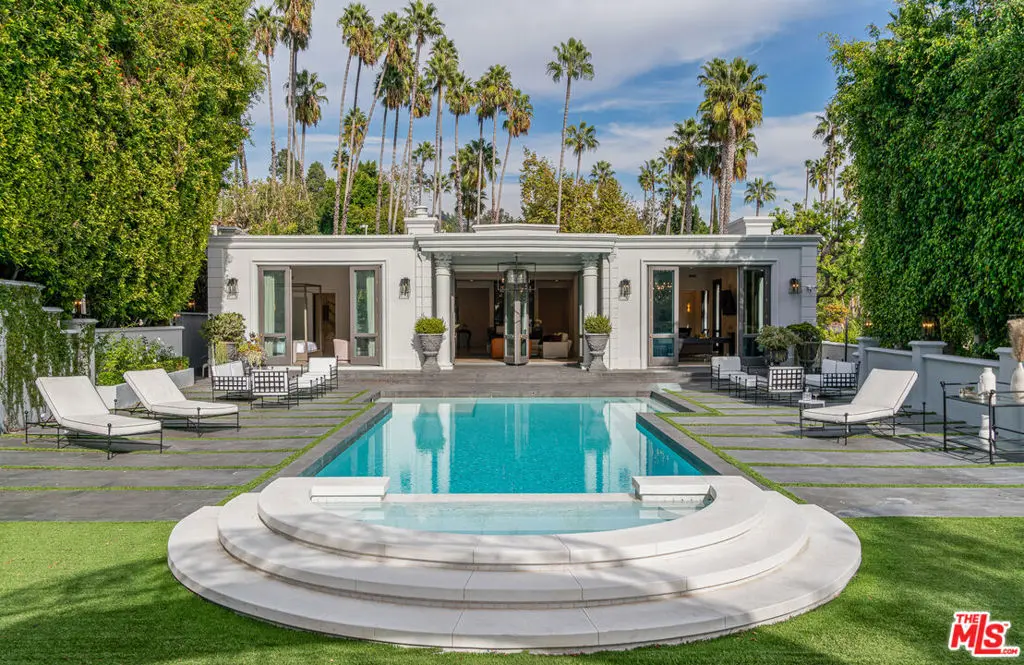 Residential Lease for rent at 402 Doheny Road, Beverly Hills, Los Angeles County, CA featuring 5 beds and 5 baths